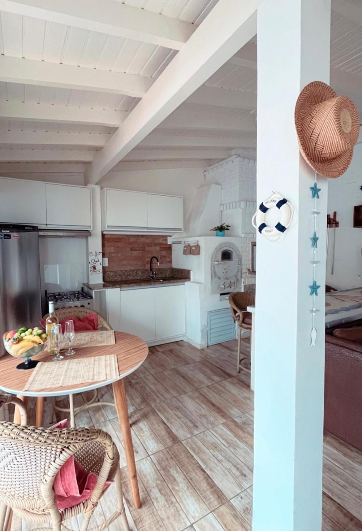 Casa Com Piscina Em Frente A Praia Do Santinho ฟลอเรียนอโปลิส ภายนอก รูปภาพ